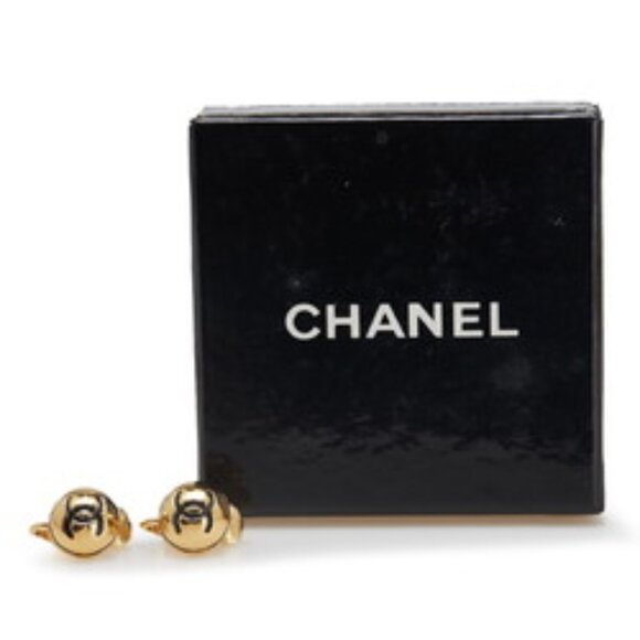 #64 - Vintage Chanel Coco Mark Earrings, Gold Plated - CLIP ON - Picture 1 of 4